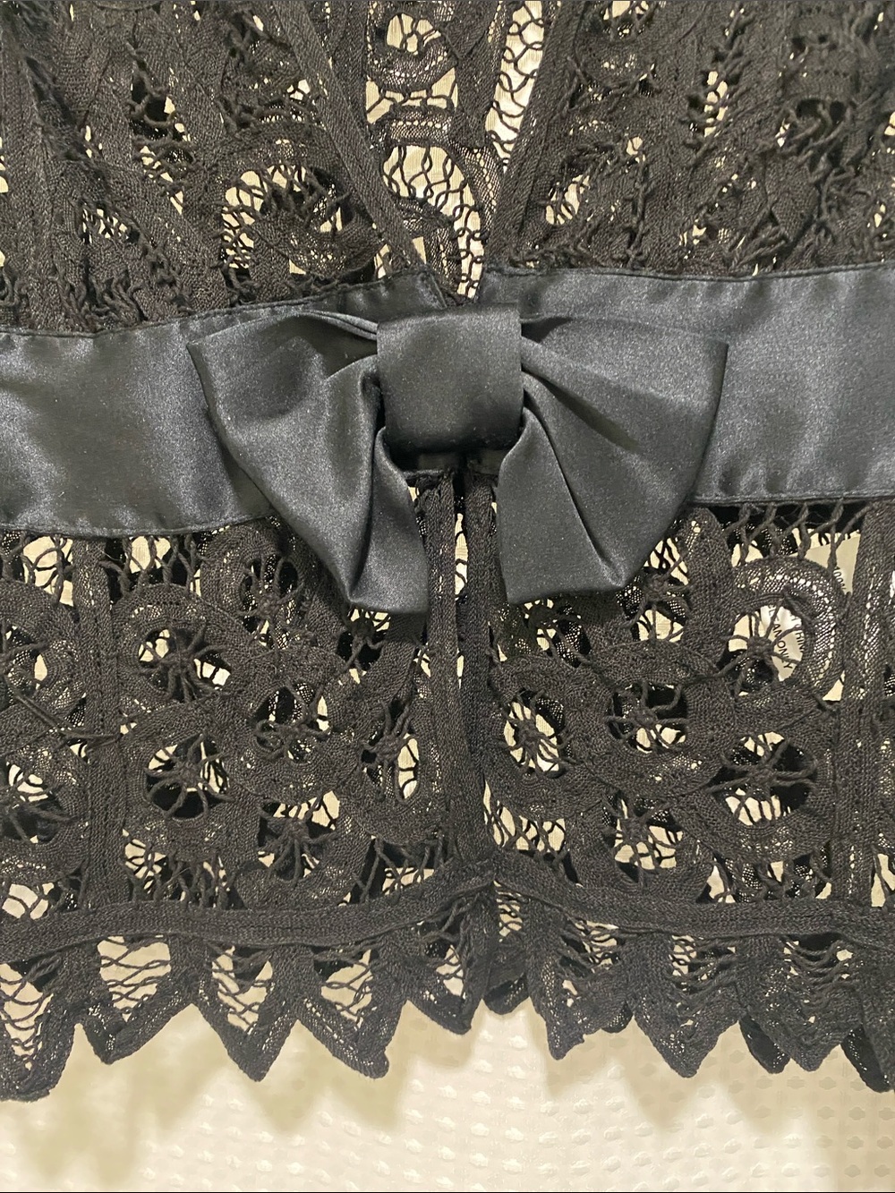 Vintage Betsey Johnson New York Black Lace Long Sleeve Bow-Waist Top - Picture 3 of 15